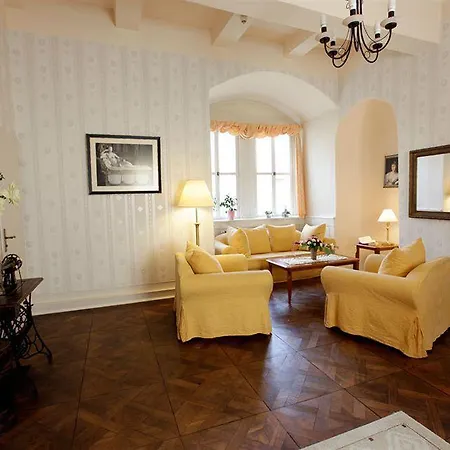 & Wasserschloss Hotel 4*