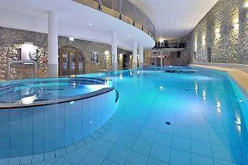 & Wasserschloss 4*
