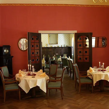 & Wasserschloss Hotel