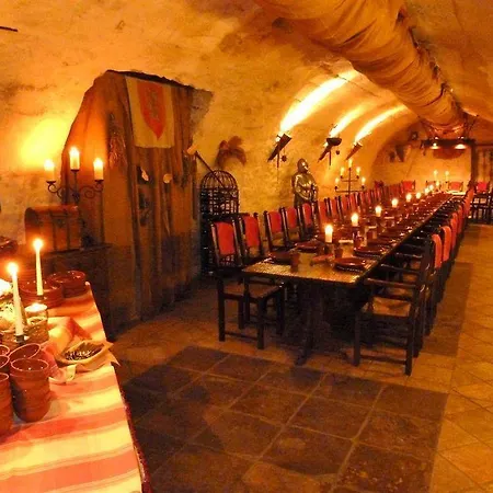 & Wasserschloss 4*