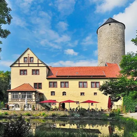 & Wasserschloss Hotel 4*