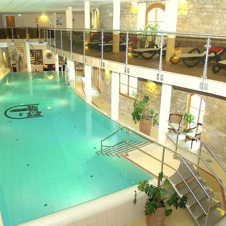 Hotel & Wasserschloss