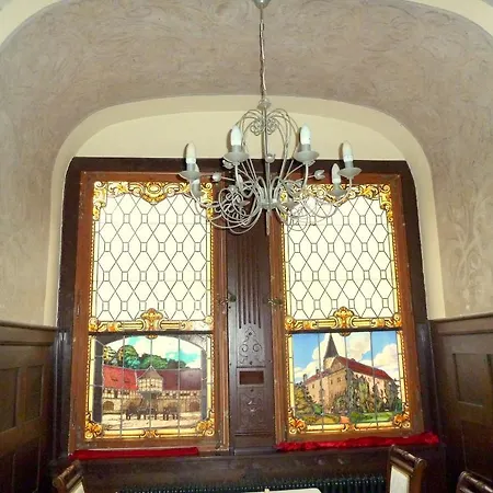 Hotel & Wasserschloss